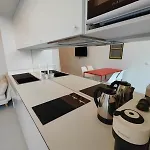 Carisan1 - 6 Min To Beach, Modern, Bright Апартаменты