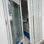 Carisan1 - 6 Min To Beach, Modern, Bright