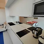 Carisan1 - 6 Min To Beach, Modern, Bright Апартаменты