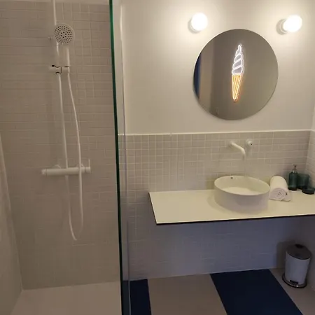 Carisan1 - 6 Min To Beach, Modern, Bright Apartman Valencia