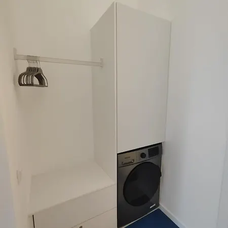 Carisan1 - 6 Min To Beach, Modern, Bright Apartman *