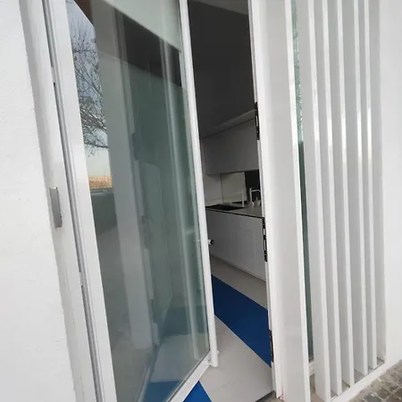 Apartment Carisan1 - 6 Min To Beach, Modern, Bright