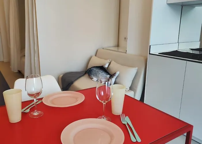 Carisan1 - 6 Min To Beach, Modern, Bright Apartamento