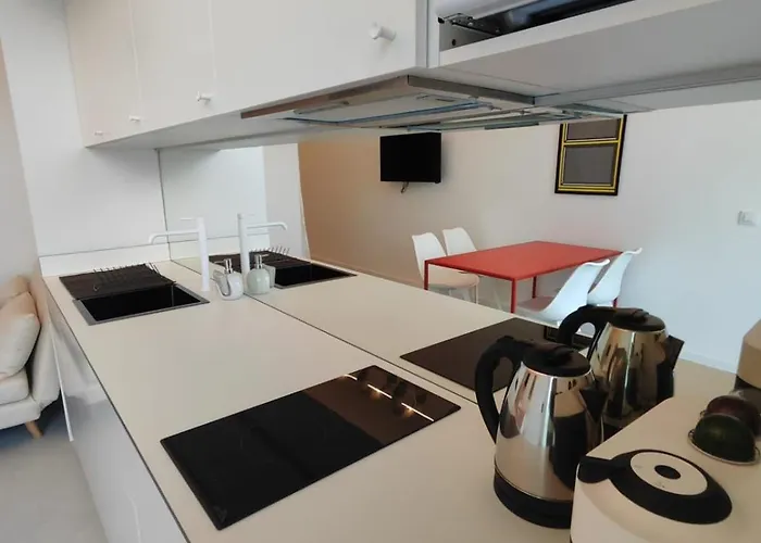Carisan1 - 6 Min To Beach, Modern, Bright Apartamento