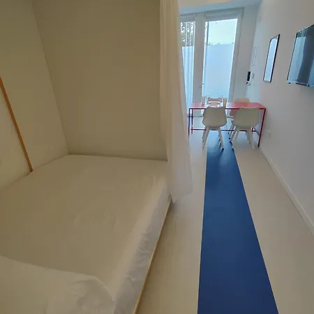 Apartamento Carisan1 - 6 Min To Beach, Modern, Bright *