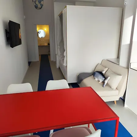 Apartamento Carisan1 - 6 Min To Beach, Modern, Bright *