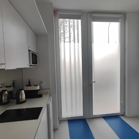 Apartamento Carisan1 - 6 Min To Beach, Modern, Bright *
