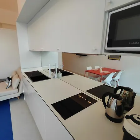 Carisan1 - 6 Min To Beach, Modern, Bright Apartamento *